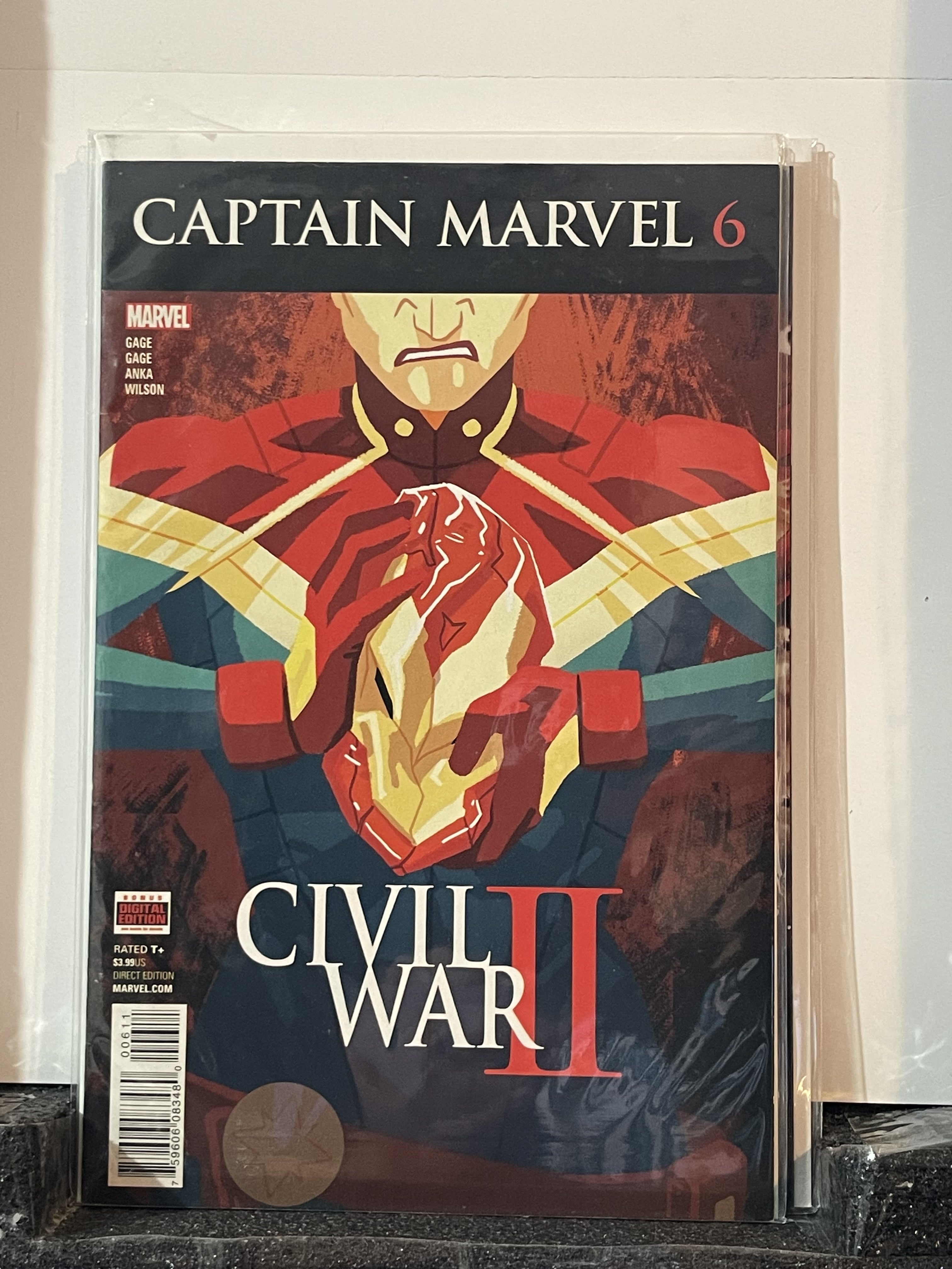 Captain Marvel (10th Series) Main image