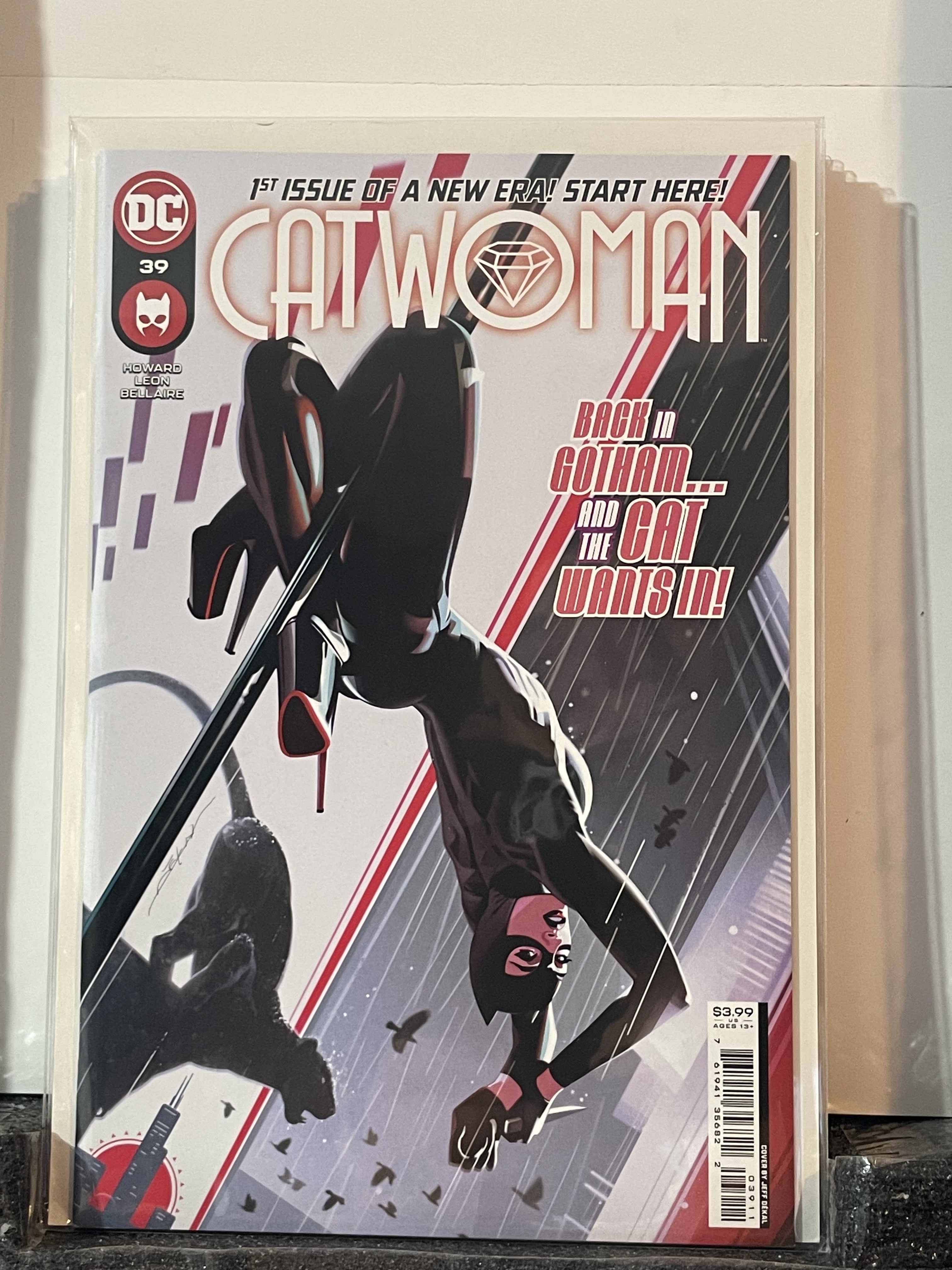 Catwoman (5th Series) Main image